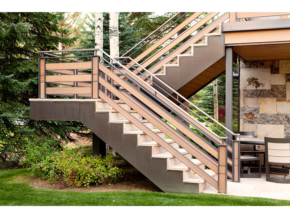 4-Ptarmigan-exterior-stair